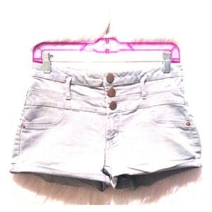 NO BOUNDARIES - Stretchy Denim Shorts Jr's size 11